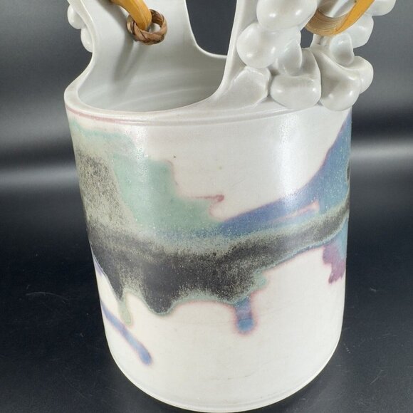 Studio Art Pottery Basket Vase With Wood Handle Artist Signed Ceramic Vintage - Picture 15 of 16